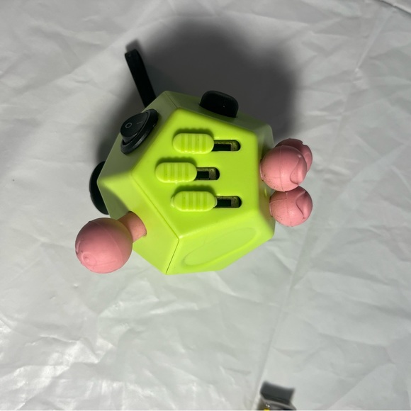 Fidget toy bundle - Picture 6 of 9